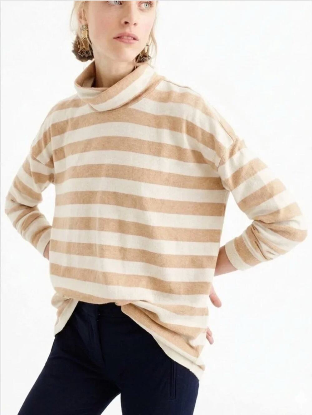 J. Crew Deck Striped Turtleneck T-Shirt Beige Ivory B3380 Size M